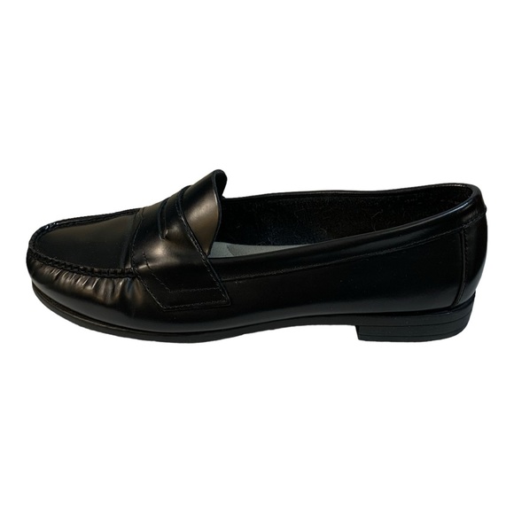 Eastland Shoes - Eastland Classic II Black Leather Penny Loafers - Size 8.5
